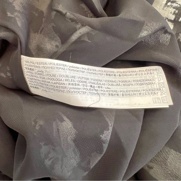 NWT Mango MNG Women’s Falda Floc Black and White Printed Midi Skirt Size Small - Picture 15 of 15